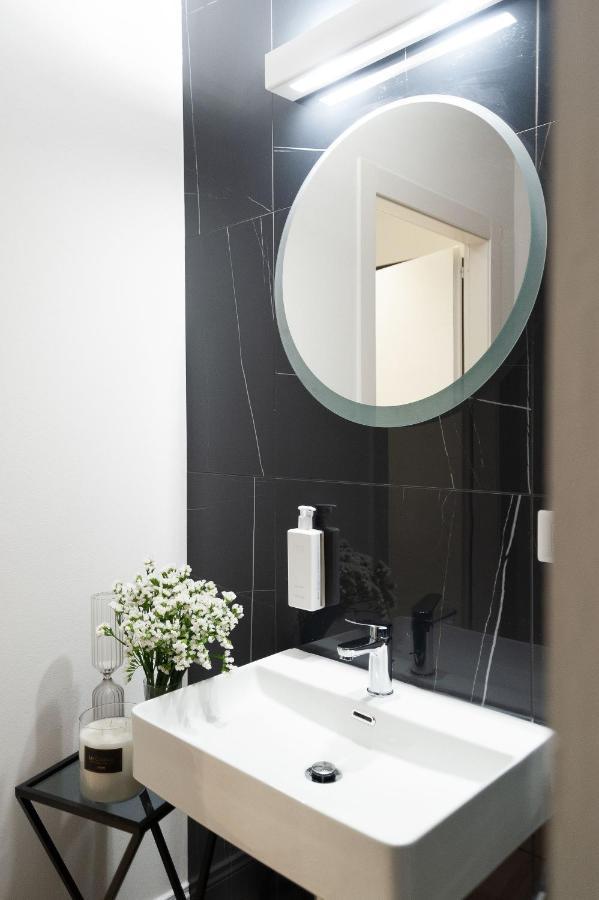 Cavour Fillyourhomewithlove Design